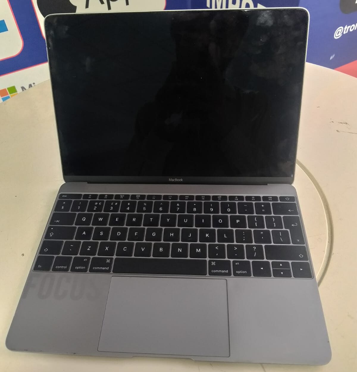 Apple MacBook 12-inch 2016 M3 8GB RAM 256GB SSD