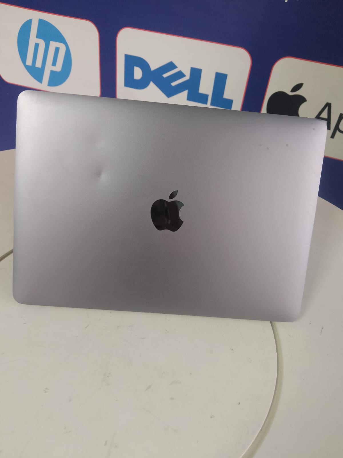 Apple MacBook 12-inch 2016 M3 8GB RAM 256GB SSD - Image 3