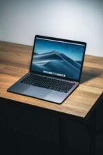 MacBook Pro 2019 Core i5 | 8GB RAM | 256GB SSD | 13.3-inch - Image 2